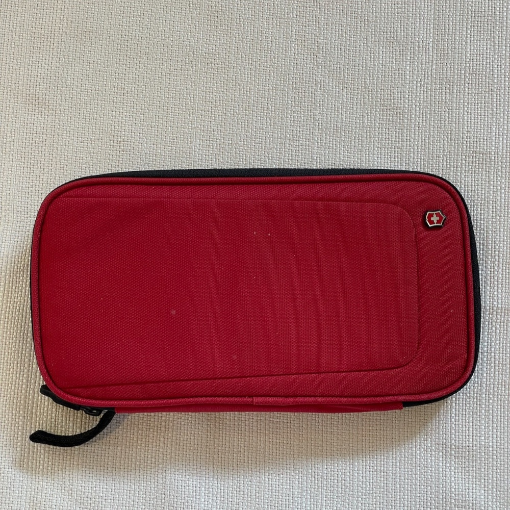 Victorinox Travel Accessories Organizer with RIFD Protection
